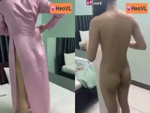 Bắt nhân tình mặc áo dài trả bài cho kích thích