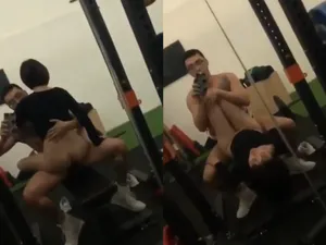 Cho bồ đi tập gym thì bị thằng pt nó thịt luôn